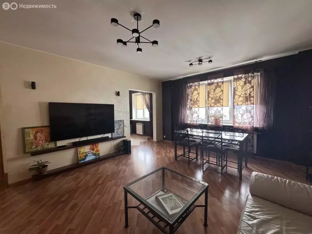 3-комнатная квартира: Пермь, бульвар Гагарина, 70А (71.1 м) - Фото 1