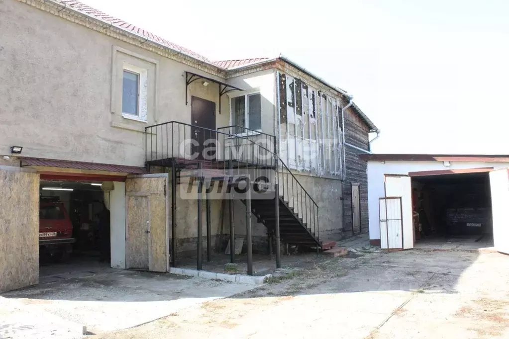 Дом в Амурская область, с. Тамбовка ул. Калининская, 126 (114 м) - Фото 1