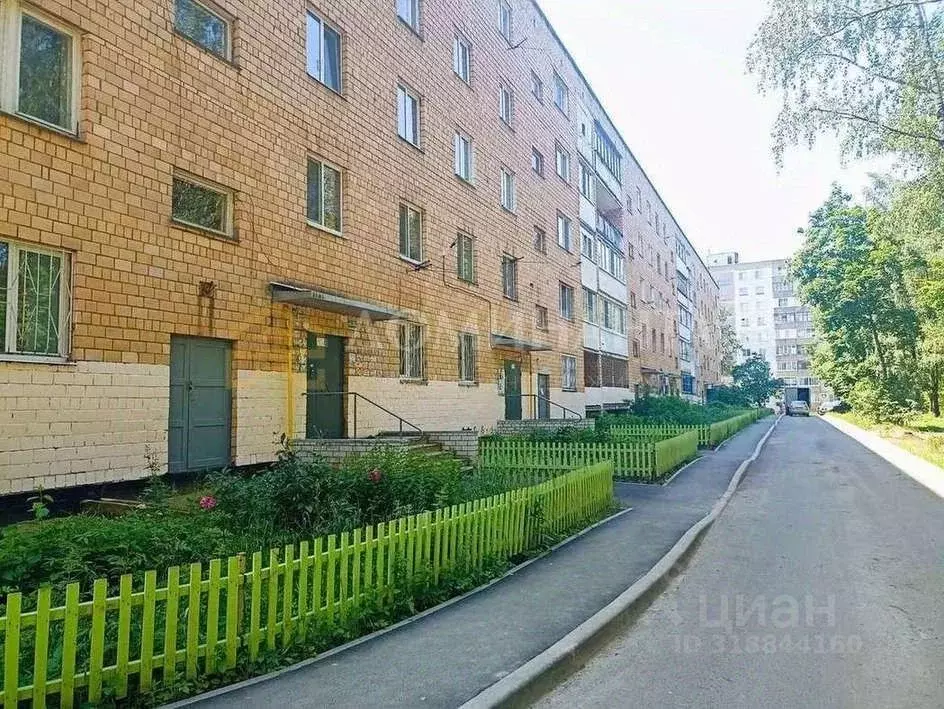 3-к кв. Смоленская область, Смоленск ул. Николаева, 48 (61.8 м) - Фото 0