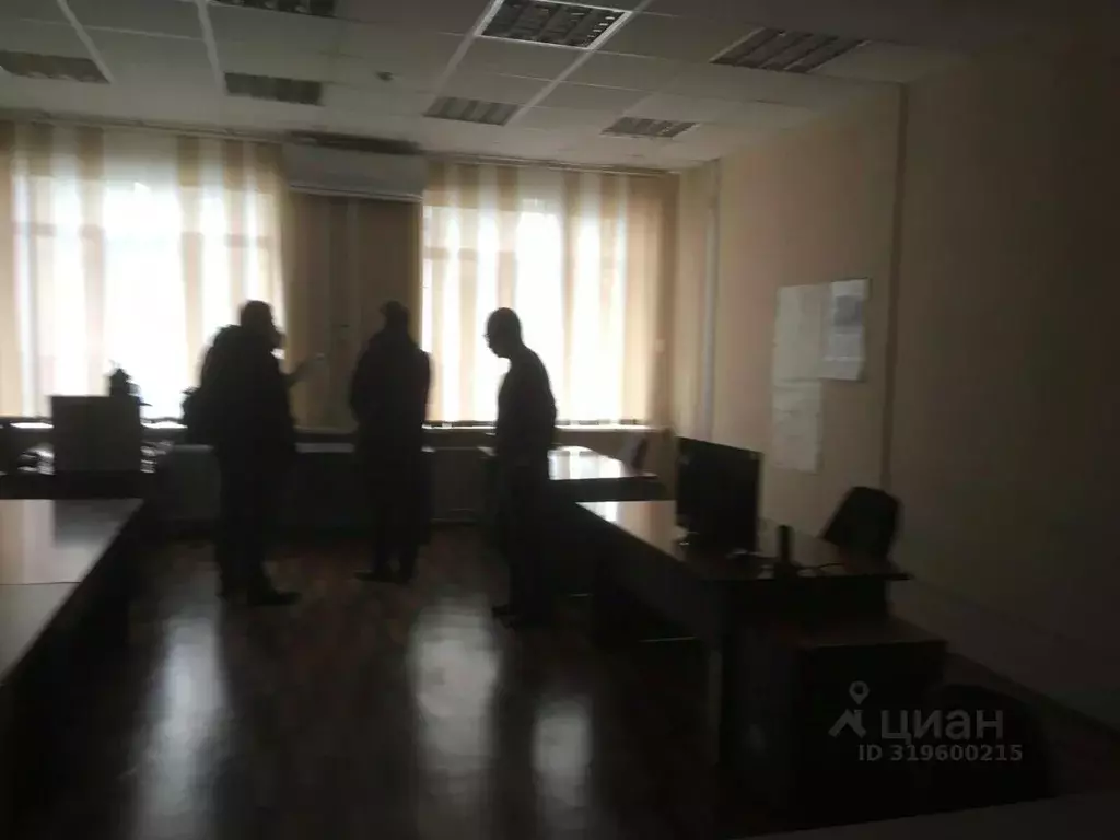 Помещение свободного назначения в Красноярский край, Красноярск ... - Фото 1