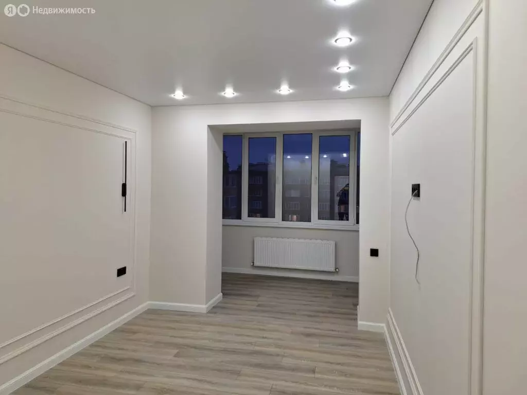 4-комнатная квартира: Владикавказ, улица Билара Кабалоева, 10А (90 м) - Фото 1