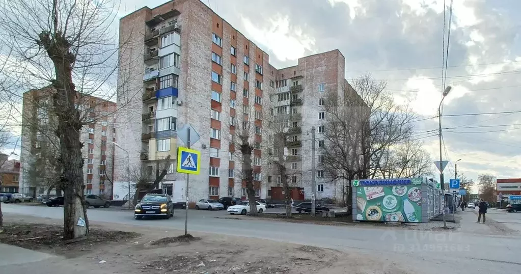 Комната Омская область, Омск Привокзальный мкр, ул. Карбышева, 38А ... - Фото 0