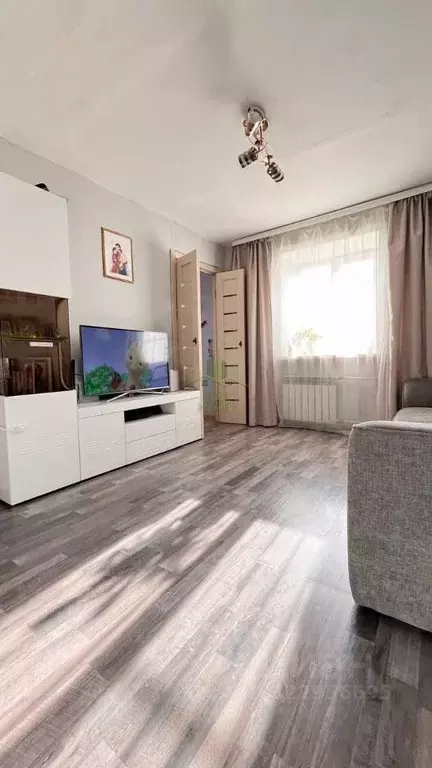 2-к кв. Бурятия, Улан-Удэ просп. 50-летия Октября, 21 (41.0 м) - Фото 1