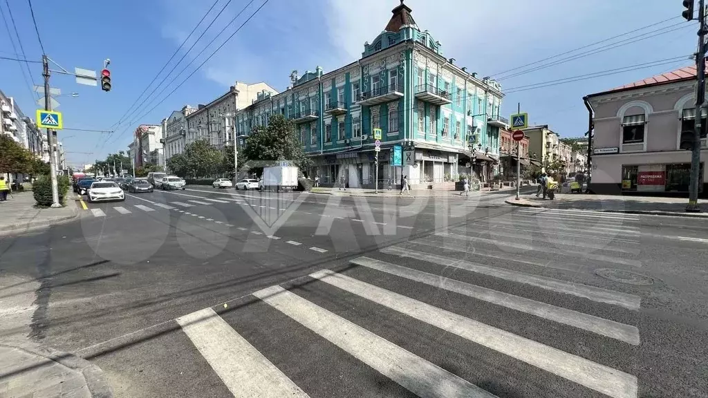 109 м2/Угол/Рядом с кофейней/витрины в пол/Садовая - Фото 1