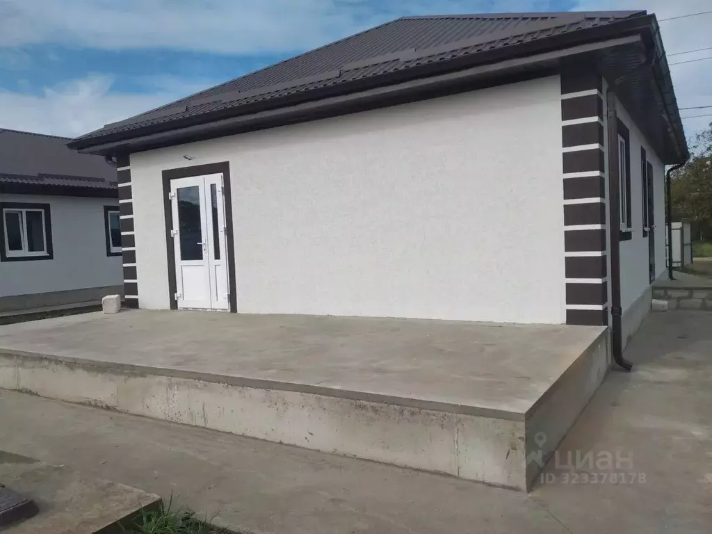 Дом в Краснодарский край, Темрюкский район, Краснострельское с/пос, ... - Фото 2