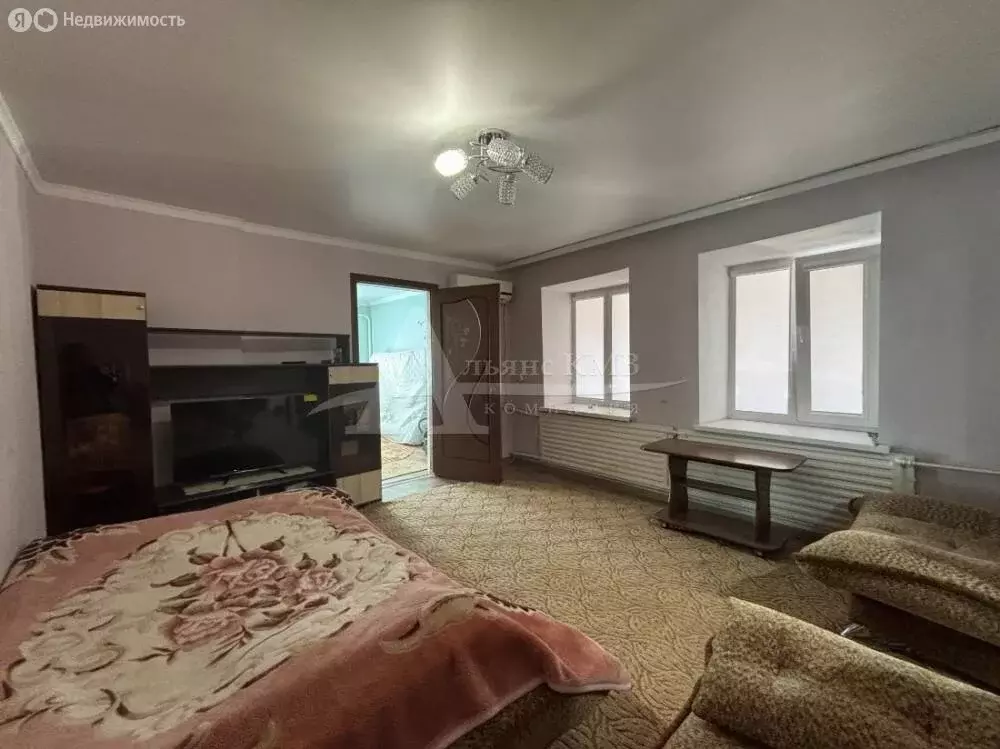 Дом в Зеленокумск, Февральская улица (90 м) - Фото 1
