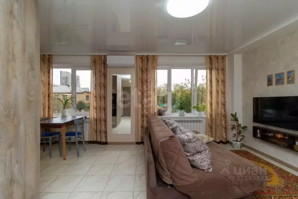 2-к кв. Красноярский край, Красноярск ул. Робеспьера, 32 (66.3 м) - Фото 1