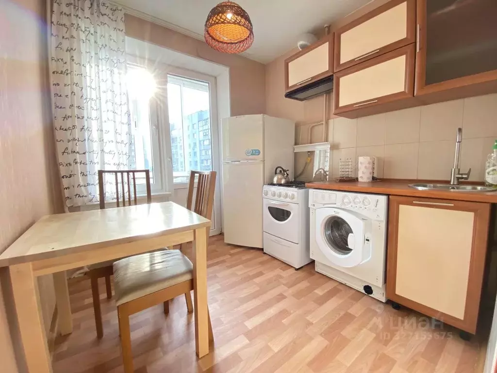 2-к кв. Москва ул. Лазо, 16К1 (40.0 м) - Фото 2