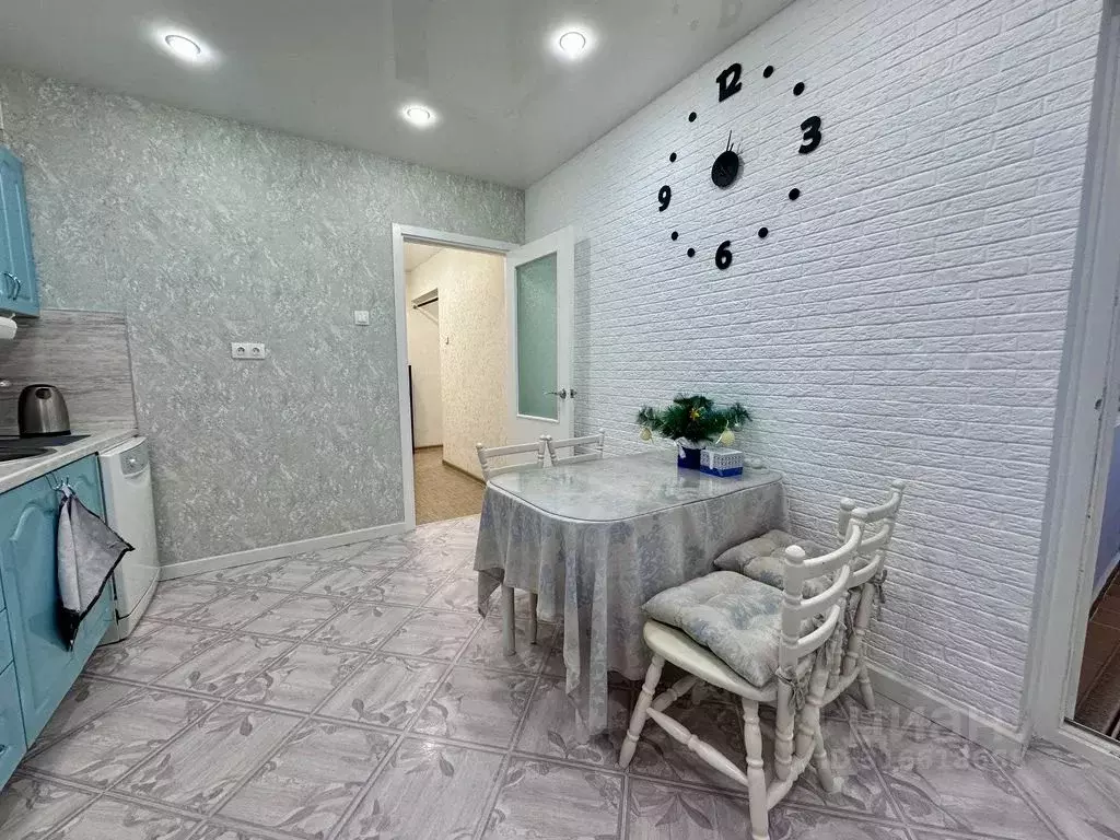 2-к кв. Ямало-Ненецкий АО, Салехард ул. Манчинского, 20 (69.0 м) - Фото 0