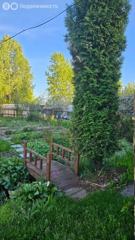 Дом в Екатеринбург, улица Контролёров, 24 (50 м) - Фото 0