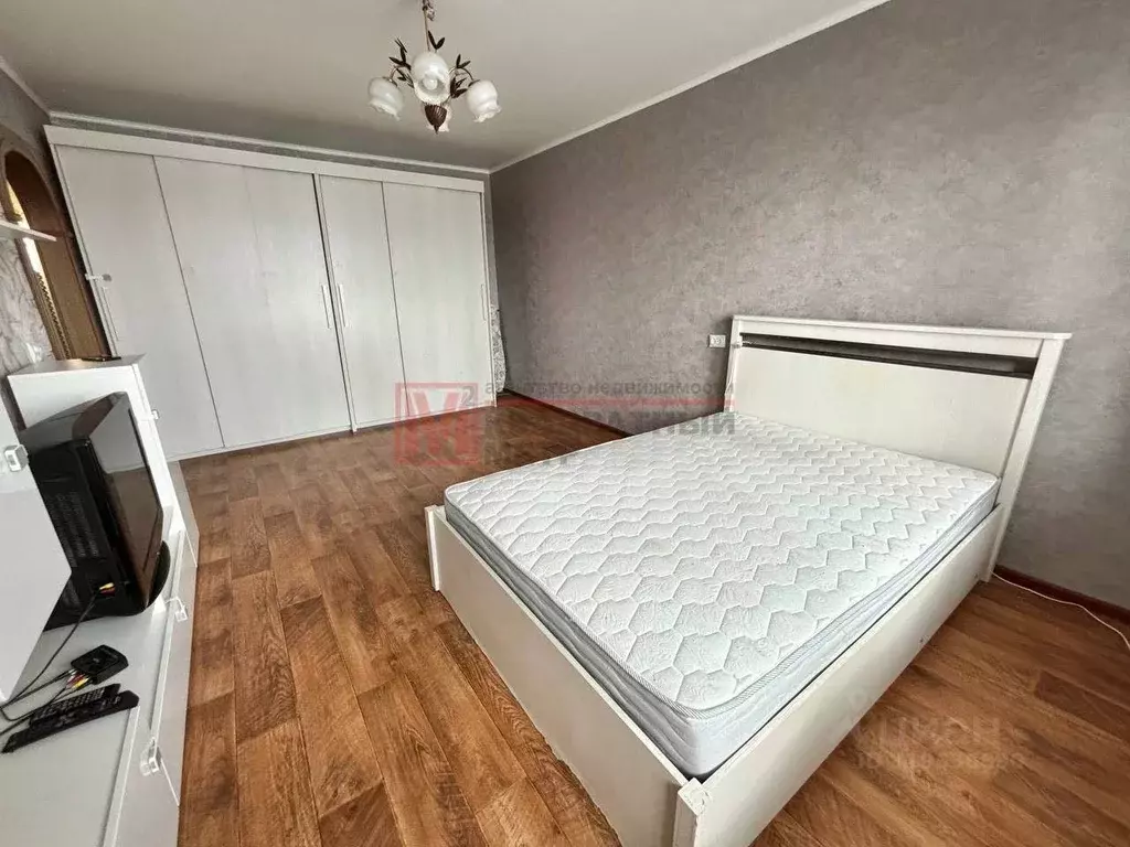 1-к кв. Белгородская область, Старый Оскол Южный мкр, 2к1 (38.0 м) - Фото 0