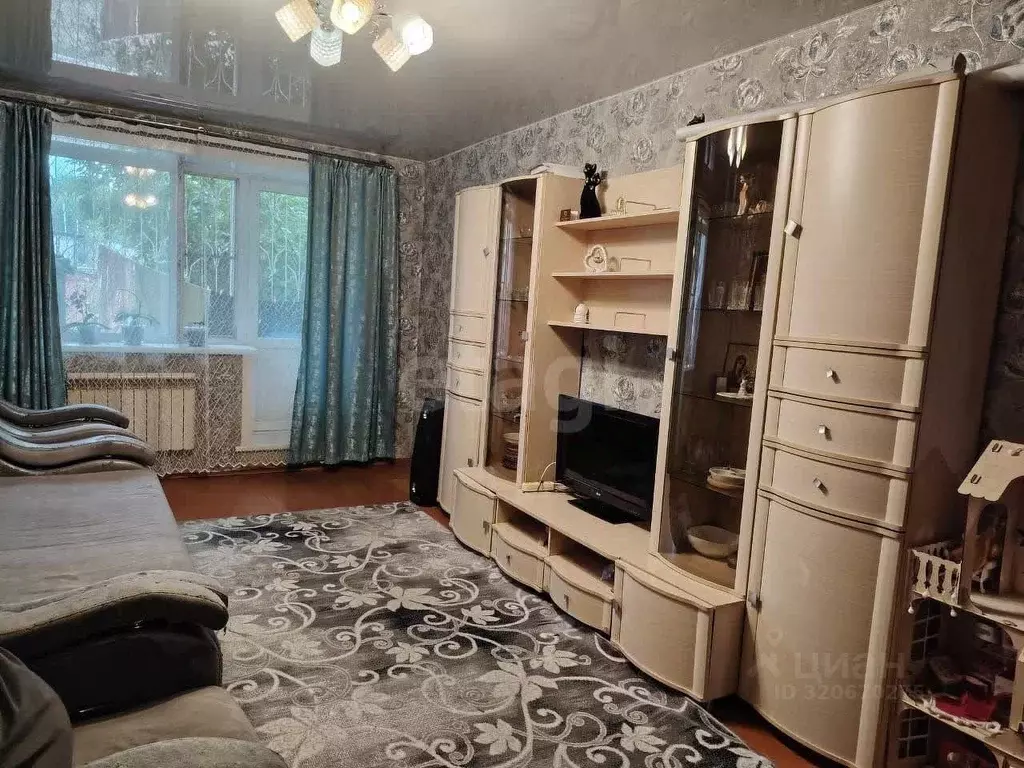 1-к кв. Бурятия, Улан-Удэ ул. Мокрова, 46 (58.5 м) - Фото 1