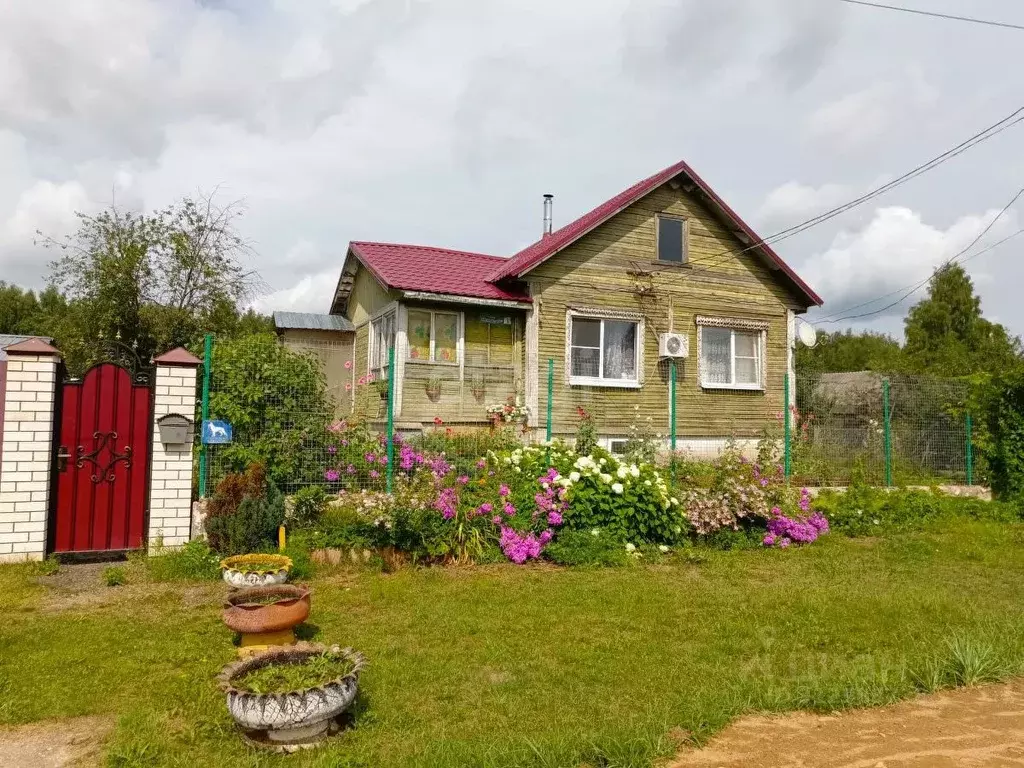 Дом в Тверская область, Кимрский муниципальный округ, с. Красное ул. ... - Фото 1