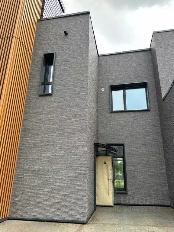 Дом в Хабаровский край, Хабаровск ул. Лазо, 76 (234 м) - Фото 2