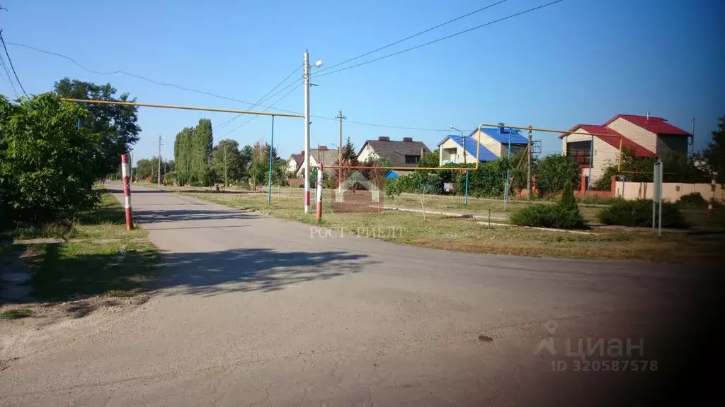 Участок в Саратовская область, Энгельсский район, Красноярское ... - Фото 1