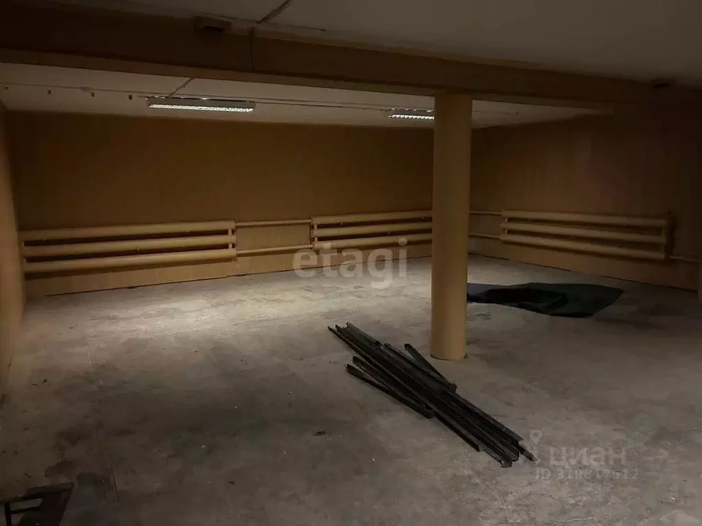 Склад в Ямало-Ненецкий АО, Салехард Кооперативная ул., 1Б (300 м) - Фото 0
