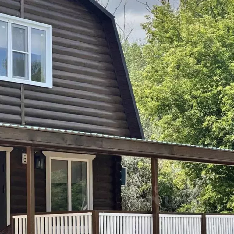 Дом в Астраханская область, Харабалинский район, пос. Гремучий  (45 м) - Фото 1