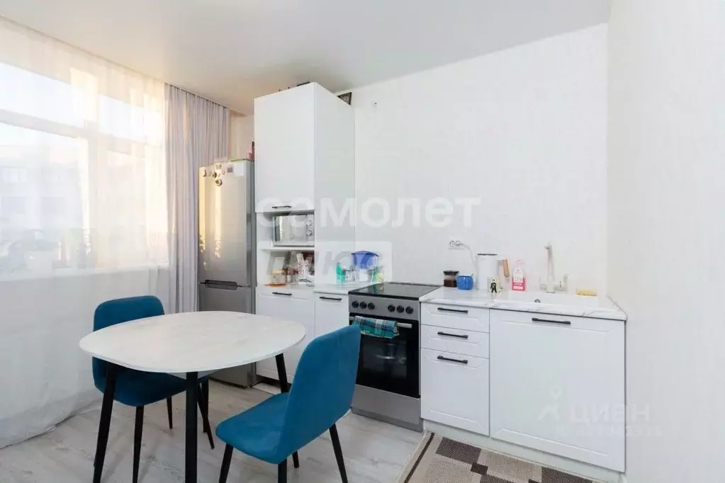 1-к кв. Тюменская область, Тюмень ул. Первооткрывателей, 10 (32.1 м) - Фото 1