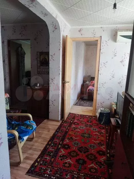 3-к. квартира, 60 м, 1/1 эт. - Фото 1