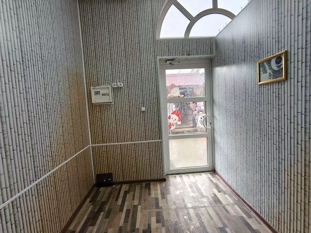 Помещение свободного назначения в Краснодарский край, Темрюк ул. Розы ... - Фото 1