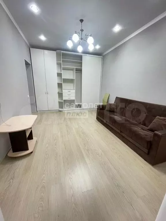 1-к. квартира, 40 м, 1/3 эт. - Фото 1