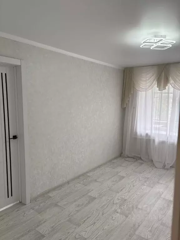 3-к кв. Татарстан, Лениногорск Ленинградская ул., 61/8 (56.5 м) - Фото 0