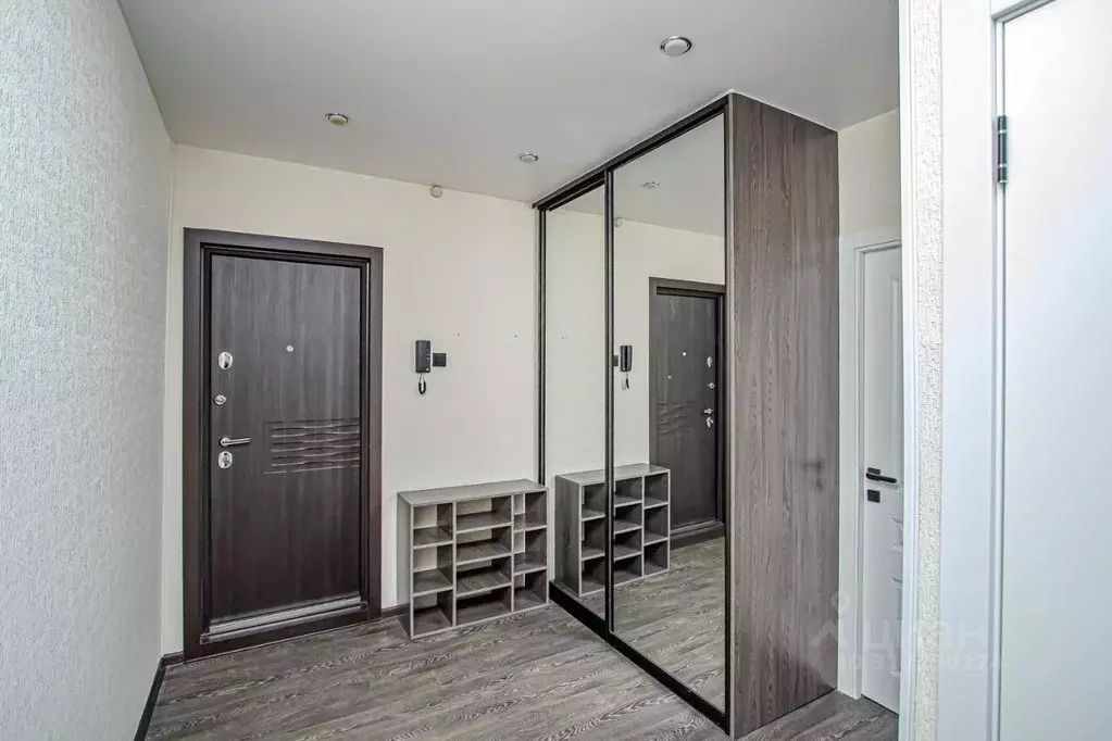 3-к кв. Новосибирская область, Новосибирск ул. Петухова, 160 (80.0 м) - Фото 1