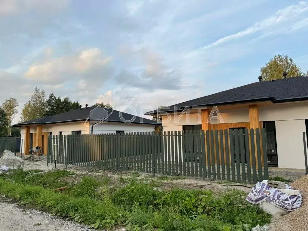 Дом в Тюменская область, Тюменский район, с. Перевалово ул. 8 Марта ... - Фото 1