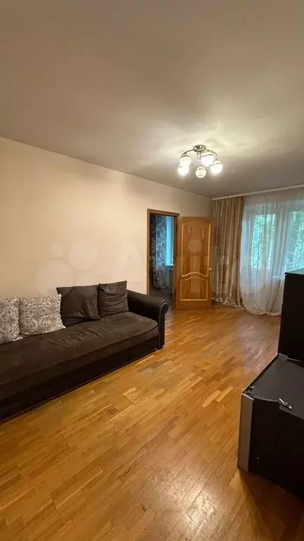 2-к. квартира, 55 м, 3/5 эт. - Фото 0