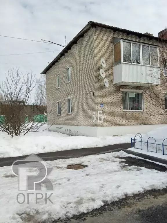 2-к. квартира, 40 м, 1/2 эт. - Фото 1