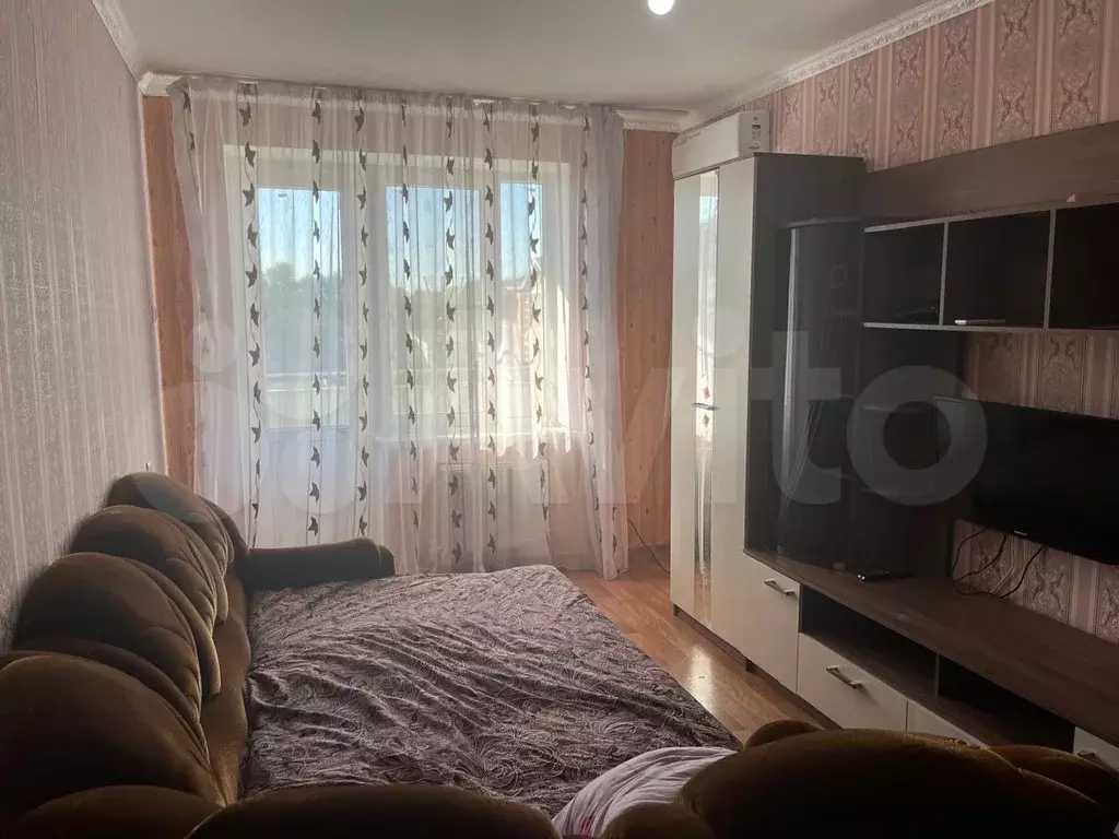 1-к. квартира, 35 м, 3/3 эт. - Фото 0