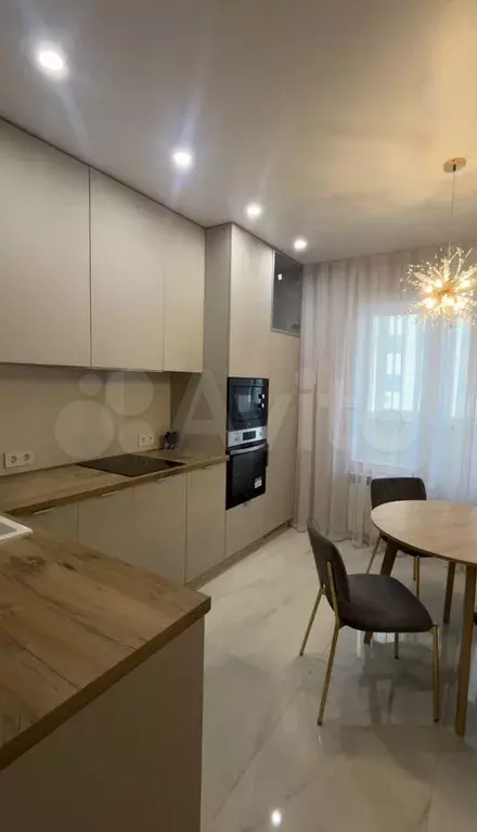 1-к. квартира, 40 м, 7/21 эт. - Фото 1