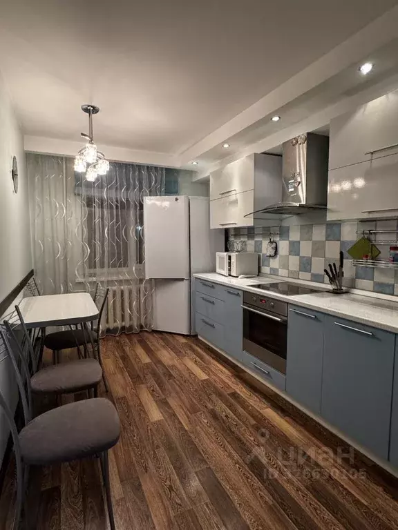 2-к кв. Пермский край, Пермь ш. Космонавтов, 173Б (61.6 м) - Фото 1