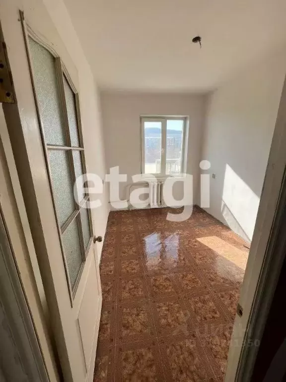 2-к кв. Бурятия, Улан-Удэ ул. Калашникова, 18 (48.1 м) - Фото 0