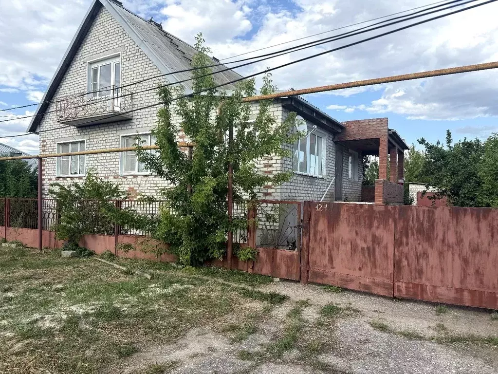 Дом в Волгоградская область, Котельниково ул. Михайлова, 124 (202 м) - Фото 2