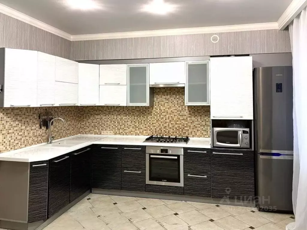 2-к кв. Калининградская область, Гурьевск Западный пер., 19Б (60.0 м) - Фото 2