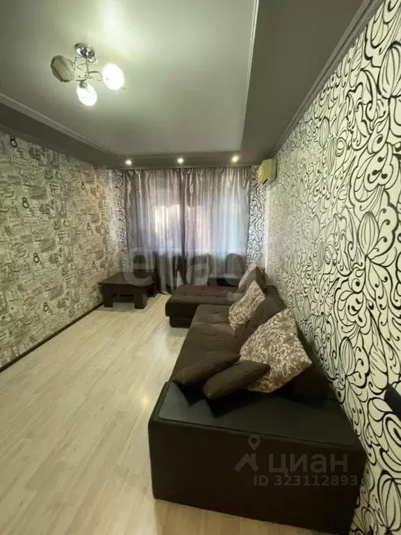 1-к кв. Саратовская область, Энгельс 2-й мкр, 28 (30.0 м) - Фото 1