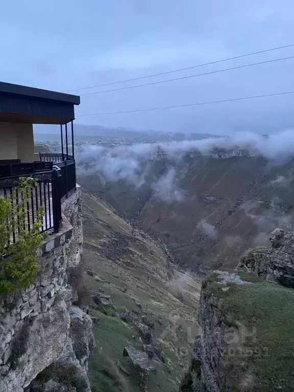 Дом в Дагестан, с. Хунзах ул. Сулеймана Шамсудинова, 70 (150 м) - Фото 1