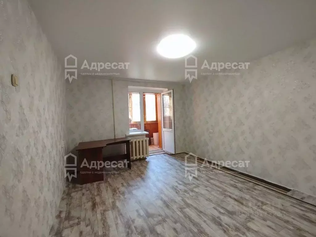 1-к кв. Волгоградская область, Волгоград ул. Героев Малой Земли, 55 ... - Фото 0
