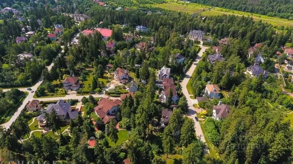Участок в Московская область, Одинцовский городской округ, д. ... - Фото 1