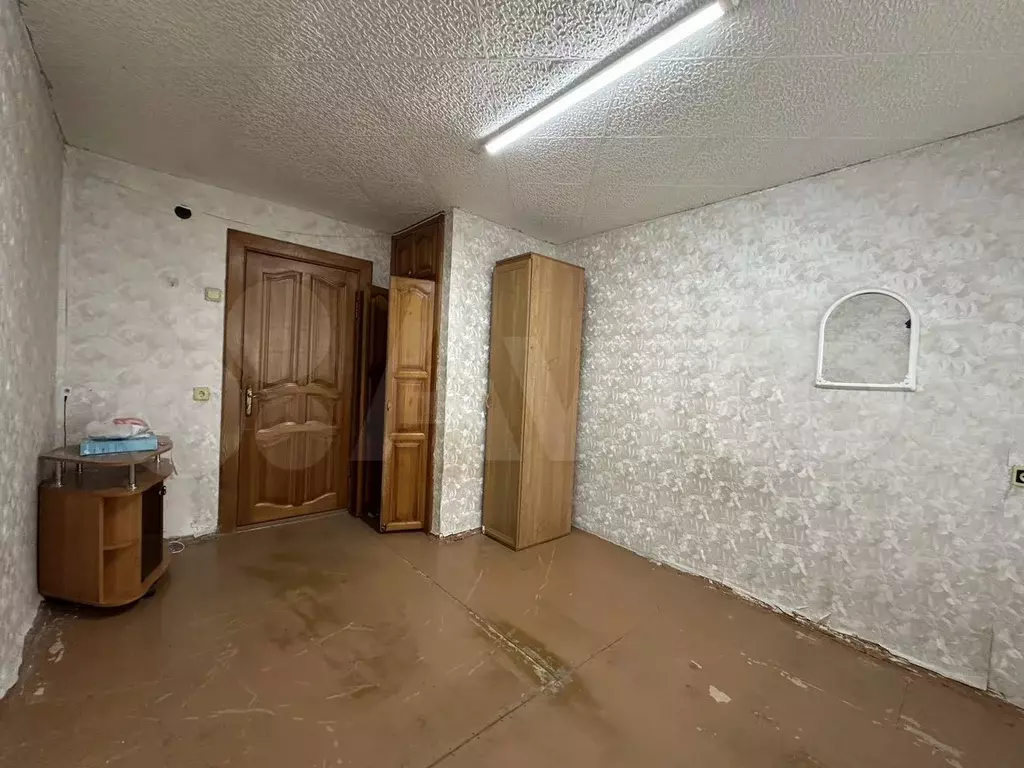 Комната 13 м в 1-к., 1/5 эт. - Фото 1