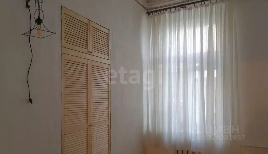 Комната Санкт-Петербург Колокольная ул., 5 (37.8 м) - Фото 0