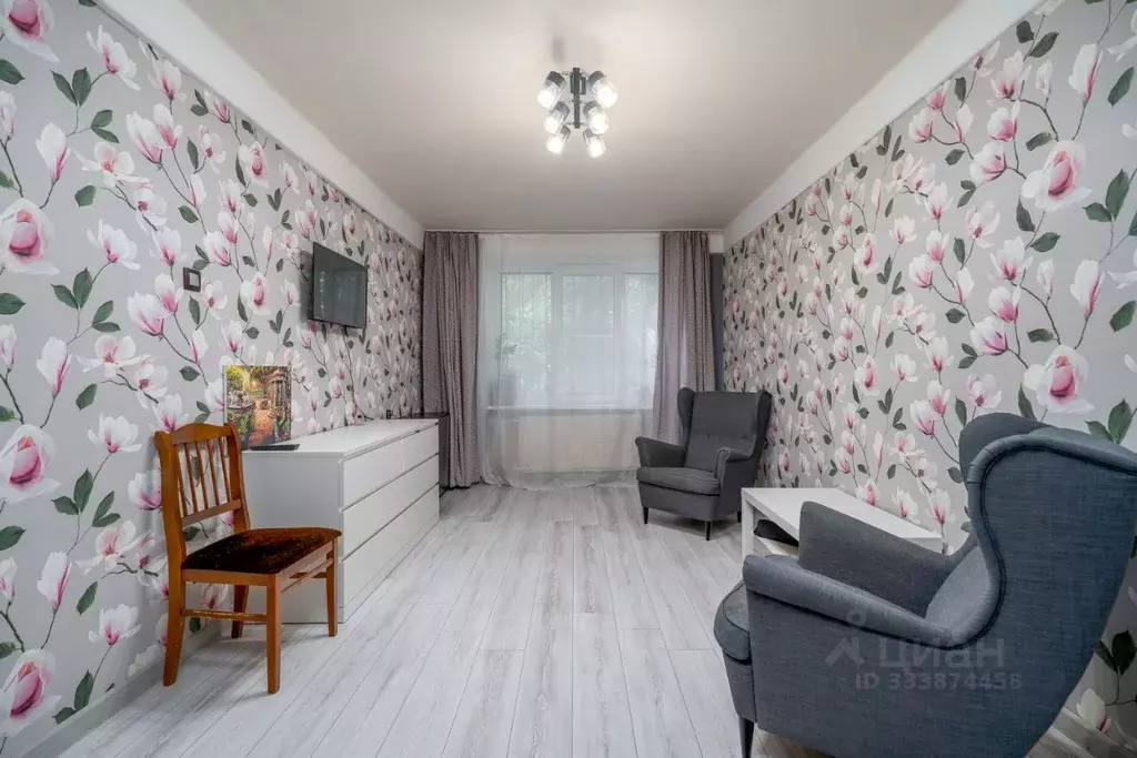 3-к кв. Санкт-Петербург ул. Димитрова, 18К2 (61.6 м) - Фото 1
