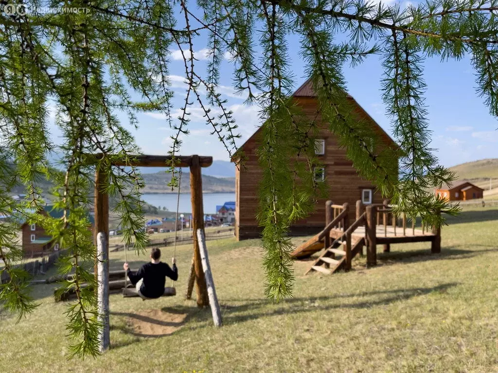 Дом в Ольхонский район, ДНТ Светлый, 26 (217 м) - Фото 1