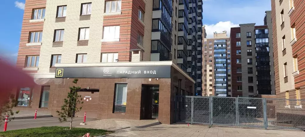 2-к кв. Красноярский край, Красноярск ул. Академгородок, 66 (58.2 м) - Фото 1