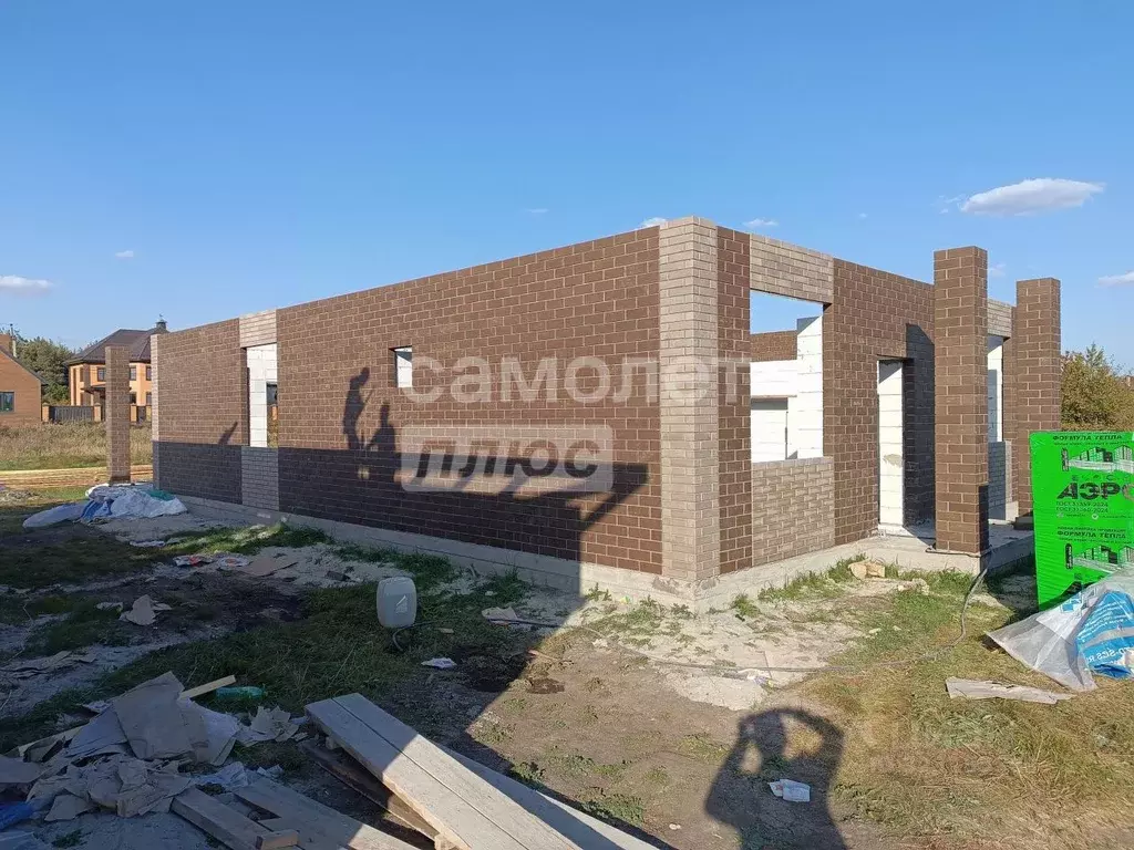 Дом в Курская область, Курский район, Моковский сельсовет, д. 2-я ... - Фото 1