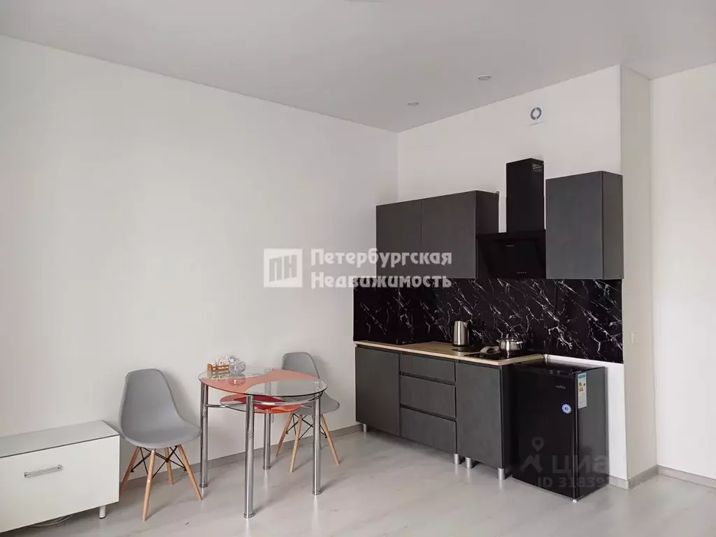 Студия Санкт-Петербург ул. Верхне-Каменская, 11к1 (26.3 м) - Фото 0