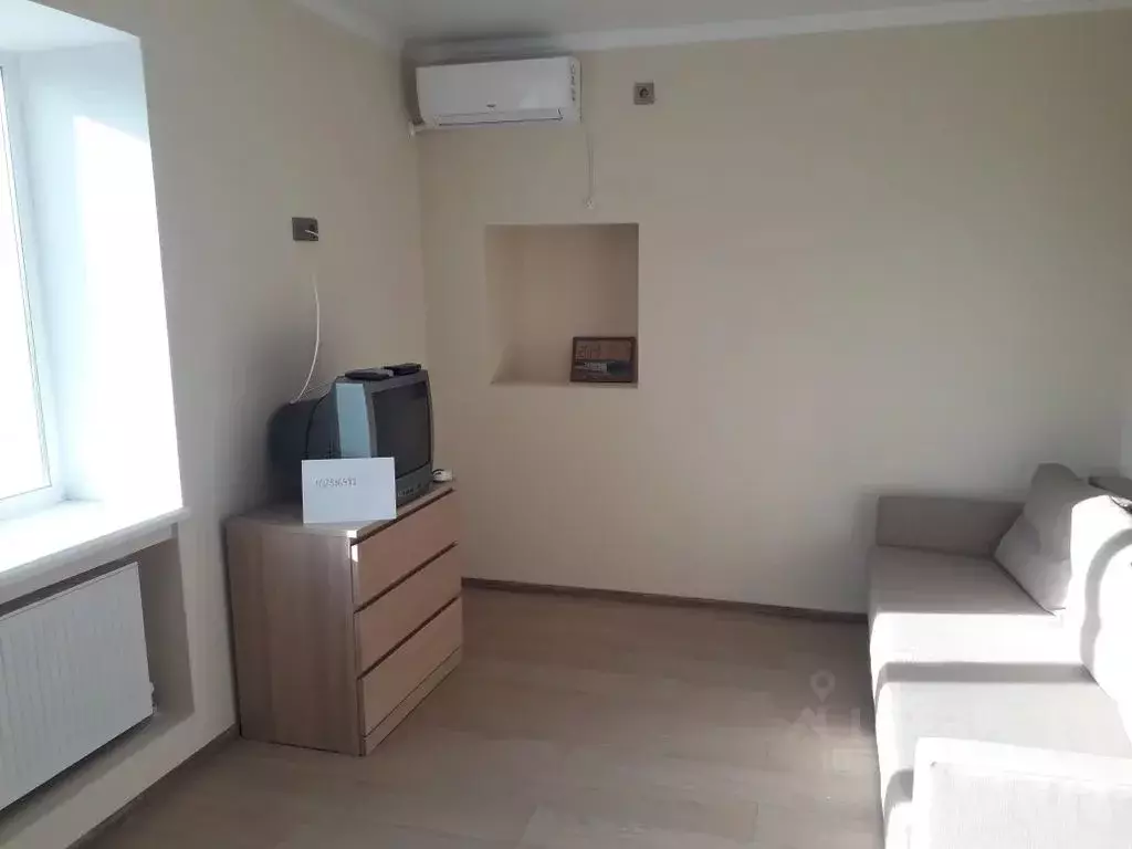 Комната Крым, Сакский район, Новофедоровка пгт пер. 30-го Авиаполка, 6 - Фото 0