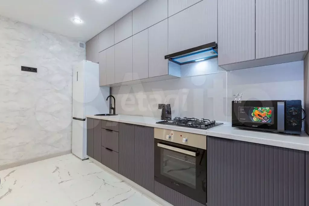 2-к. квартира, 60 м, 13/24 эт. - Фото 0