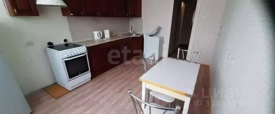2-к кв. Тюменская область, Тюмень ул. Домостроителей, 26 (60.0 м) - Фото 0